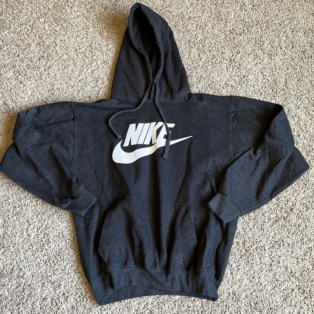 “Nike” sweatshirt